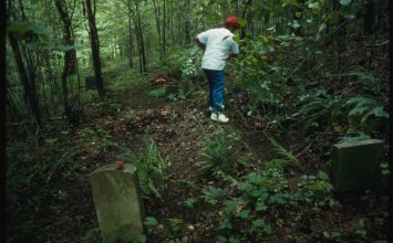 On the Disappearing Rural Cemetery